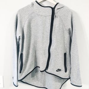 Nike Cape Jacket Grey and Black Size Medium